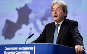 Comissário Gentiloni: 'Chumbo do OE tem consequências na economia, obviamente'