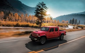 Jeep: ‘Pick-up’ Gladiator chega à Europa