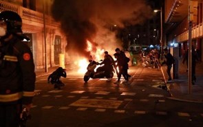 Violentos confrontos em Barcelona e Madrid entre manifestantes e polícias