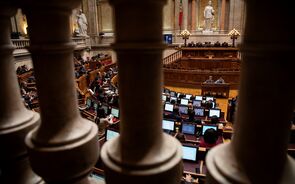 assembleia da república AR parlamento