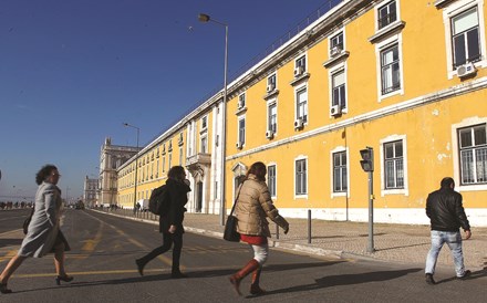 Estado consegue excedente orçamental de 672 milhões até março