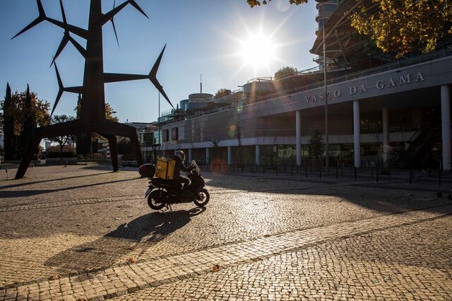 Compras online fazem aumentar procura por “lojas escondidas”