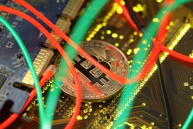 Valor de mercado da bitcoin supera pela primeira vez 1 bilião de dólares