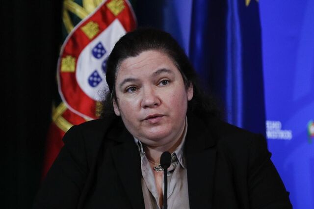 Programa de 500 estágios remunerados na Administração Pública começa em abril