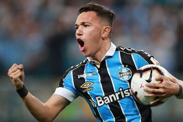 FC Porto contrata Pepê por 15,5 milhões mas extremo só chega na próxima época