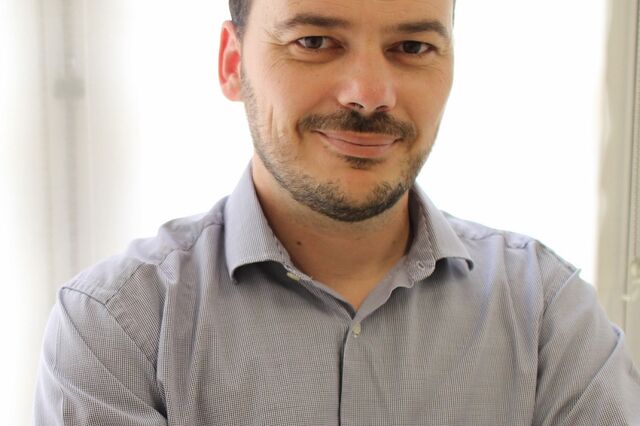 Luís Graça: “Maior intervalo entre doses seria uma grande ajuda no desconfinamento”