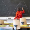 Despesa do Estado com Educação aumentou 530% desde o 25 de Abril mas tem perdido peso