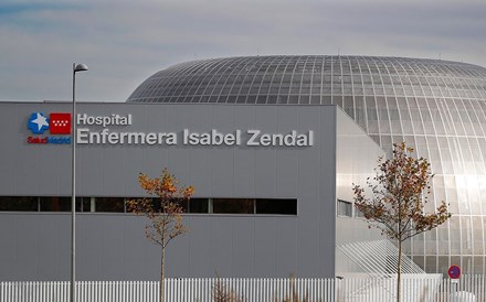 Covid-19: hospital de Madrid construído em 100 dias com autoclismos “made in” Portugal 