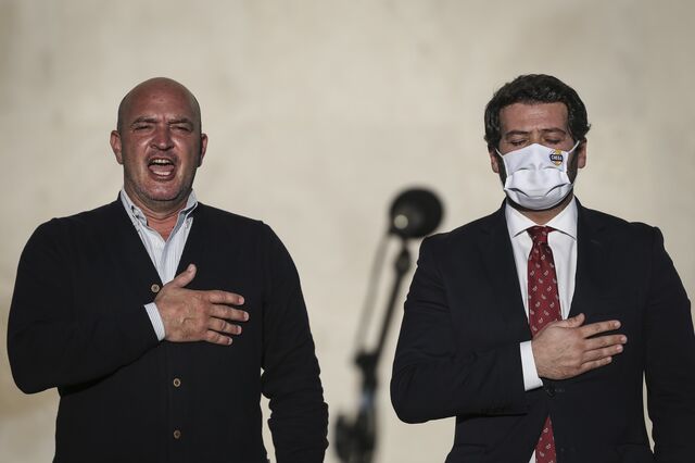 Paragrafino Pescada disponibiliza notas avulsas para ler de atacado