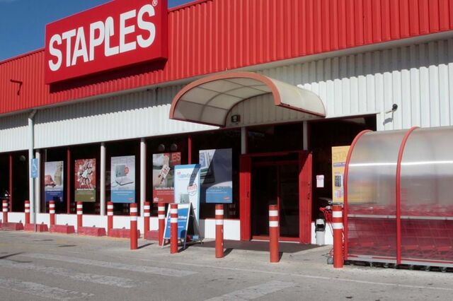 Firmo abre-se a fundo para comprar a Staples em Portugal