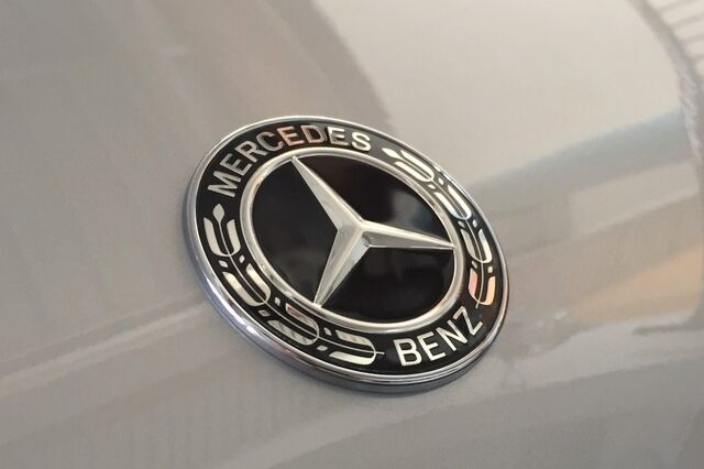 Mercedes está a contratar 100 profissionais para centro tecnológico em Lisboa