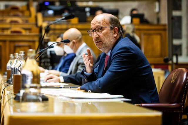 Matos Fernandes não tem 'nada contra' uma EDP 'claramente monopolista' ser 'menos do que era'