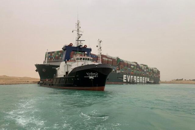 Bloqueio do Suez pode obrigar a ir às reservas de petróleo na Europa