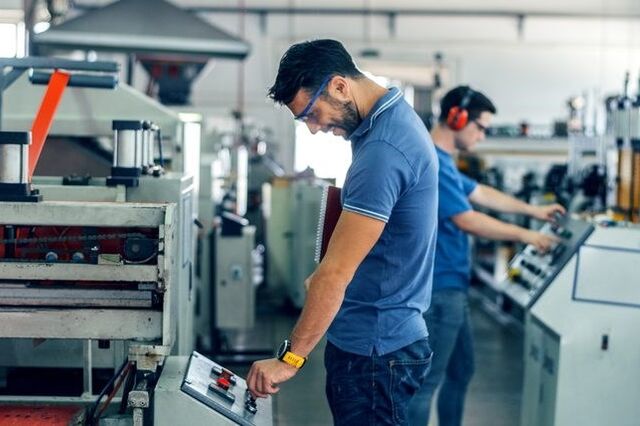 Alemã Schaeffler abre mais 100 vagas de emprego em Portugal 