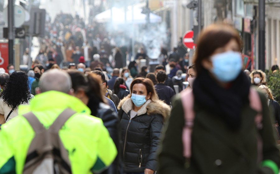 A natalidade também voltou a cair, o que ainda não reflete totalmente decisões tomadas na pandemia.