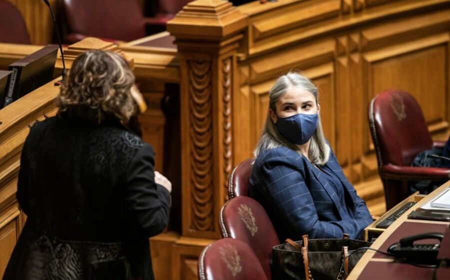 Helga Correia, PSD