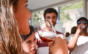Feira de vinhos “desconfina” no Porto com 1.500 provadores