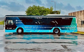 Barraqueiro põe elétrico da Caetano Bus à prova em 3.000 km no Grande Porto 