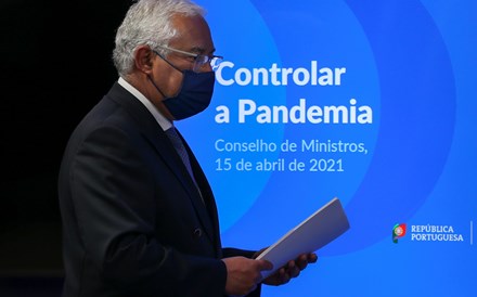 Centros comerciais e restaurantes reabrem a 19 de abril 