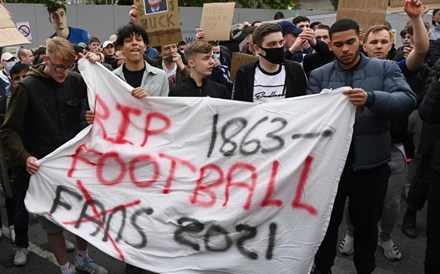 Protestos dos adeptos ditaram fim da Superliga Europeia