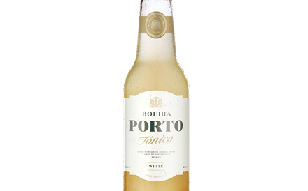 Garrafa de Porto tónico, desenhada e proposta pela marca Boeira.