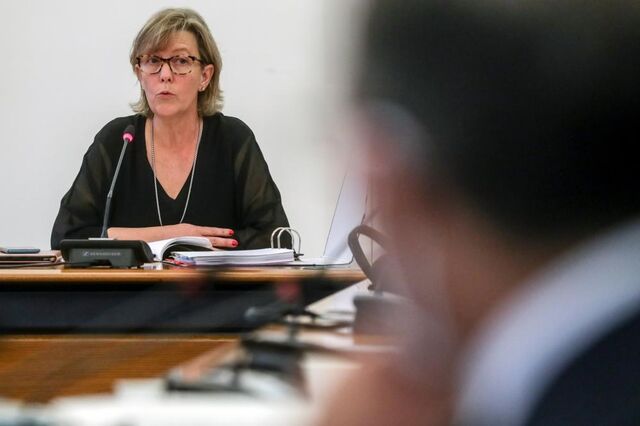 Ex-ministra das Finanças: Se recapitalização do BES fosse de 8 mil milhões ficaria 'em total estado de choque'