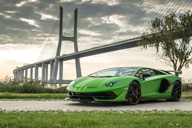 Consórcio anglo-suíço oferece 7,5 mil milhões pela Lamborghini