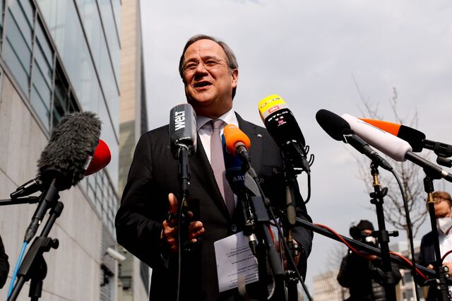 Laschet é o escolhido da CDU para suceder a Merkel à frente do governo alemão