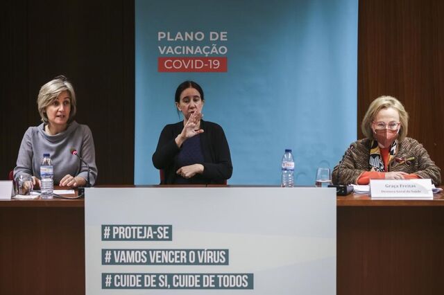 Maiores de 60 vão ser vacinados até final de maio