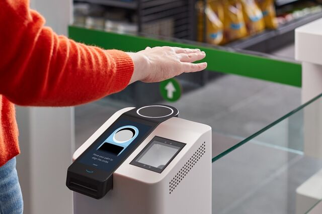 Amazon vai adotar pagamentos com a palma da mão nos supermercados Whole Foods