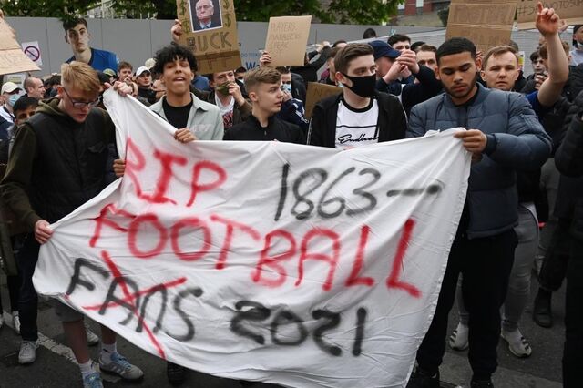 Protestos dos adeptos ditaram fim da Superliga Europeia