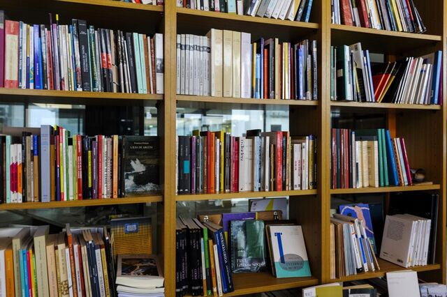 Livraria do Porto recebe carta de desocupação mas recusa sair em pandemia