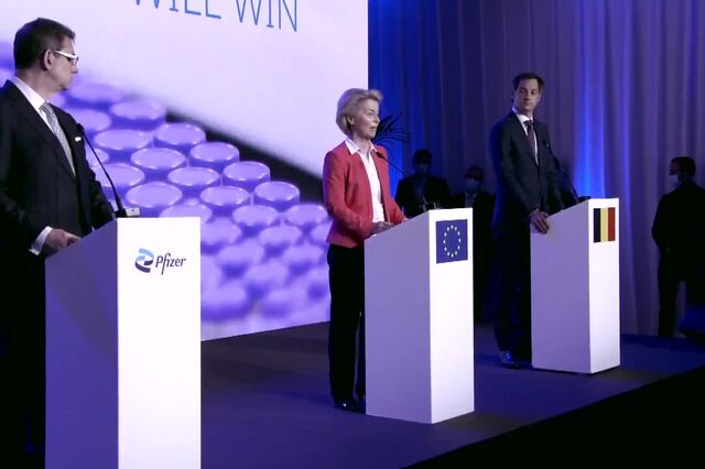UE vai comprar mais 1.800 milhões de vacinas à Pfizer. Leyen antecipa para julho vacinação de 70% dos europeus