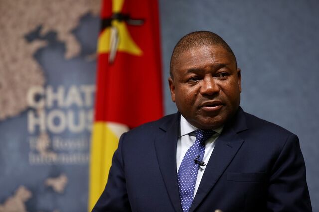 Moçambique anuncia arranque da exportação de gás natural liquefeito