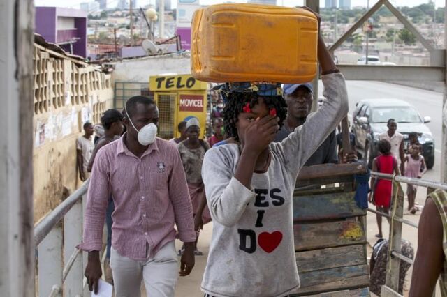 Covid-19: Angola está 'em plena segunda vaga' agravada com novas estirpes 