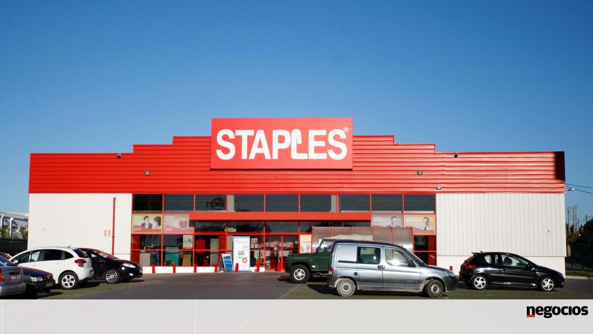 Firmo abre-se a fundo para comprar a Staples em Portugal - Empresas -  Jornal de Negócios