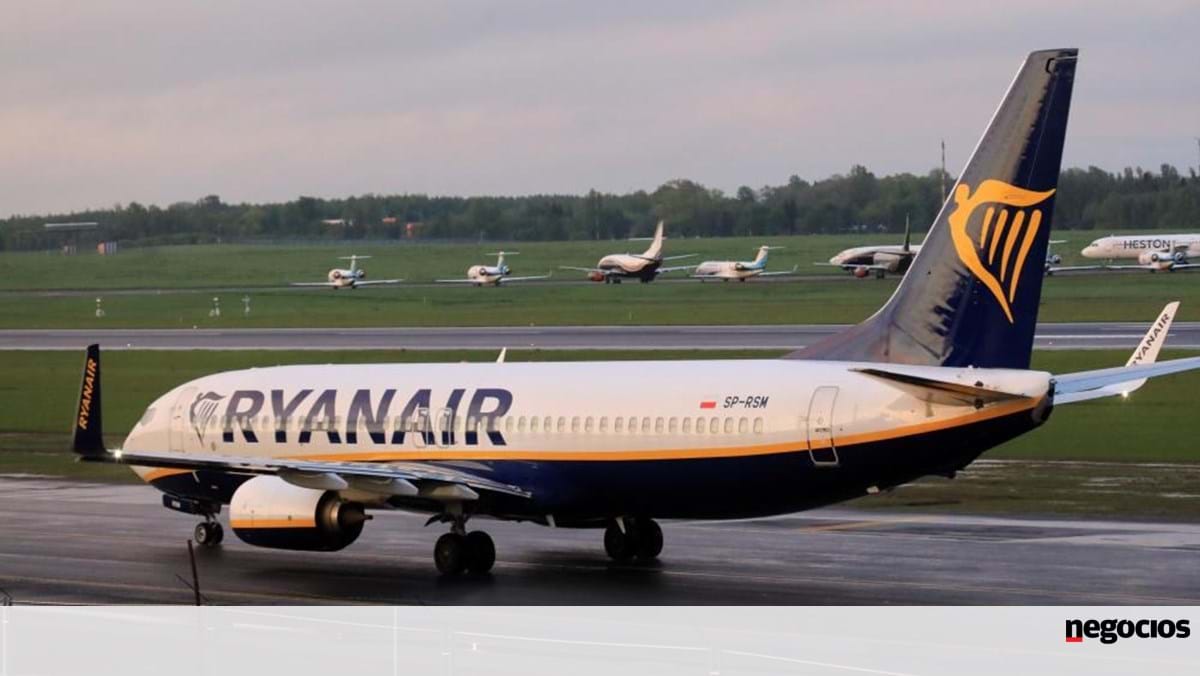 Ryanair fechou trimestre do Natal com lucros de 211 milhões de euros no sapatinho