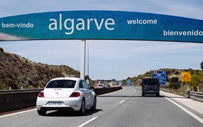 Mais de cinco mil carros atravessaram a fronteira no Algarve em dois dias