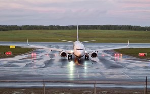 Pilotos da Ryanair na Bélgica em greve de 24 a 26 de junho