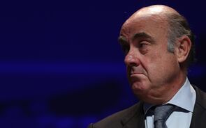 Dólar ganha terreno face ao euro