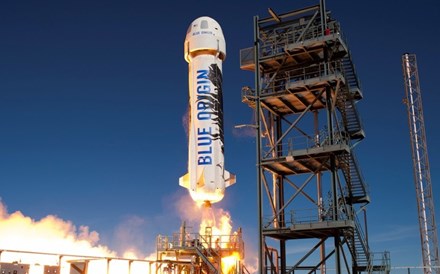 Blue Origin de Bezos fará primeiro voo turístico espacial a 20 de julho