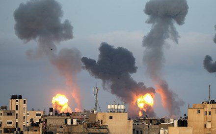 Quarenta mortos israelitas e mais de uma dúzia na palestina depois de ataque do Hamas