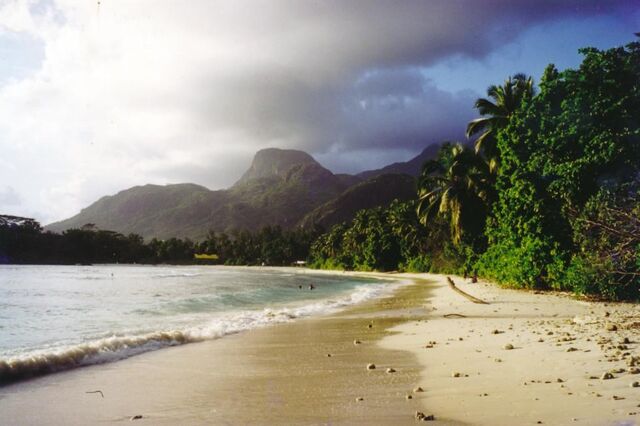 Seychelles, o país mais avançado na vacinação, está em conversações para comprar vacina russa