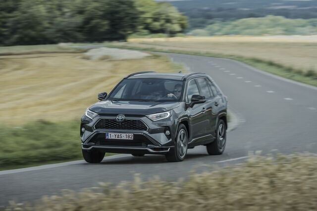 Toyota RAV4 PHEV - Campeão de autonomia elétrica