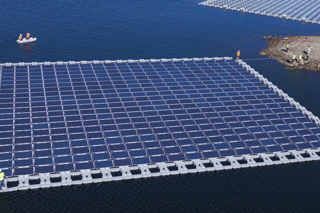 EDIA investe mais de 4,3 milhões em centrais solares flutuantes no Alqueva