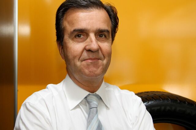 Corticeira Amorim abandona latino e adota anglo-saxónico