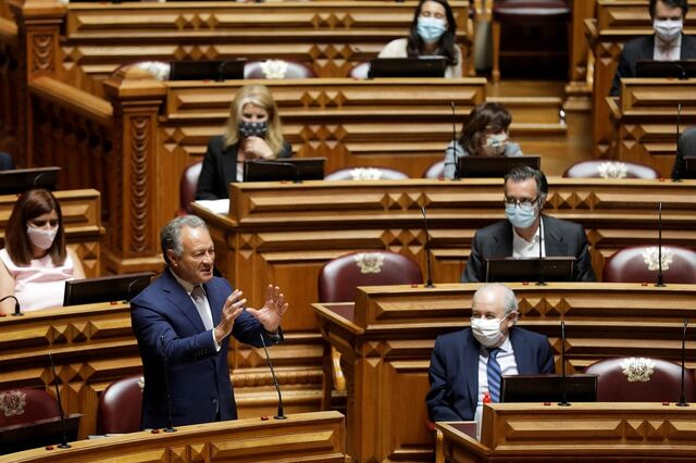 Cerca de 40% dos deputados do PSD eleitos em 2019 vão ficar fora do parlamento