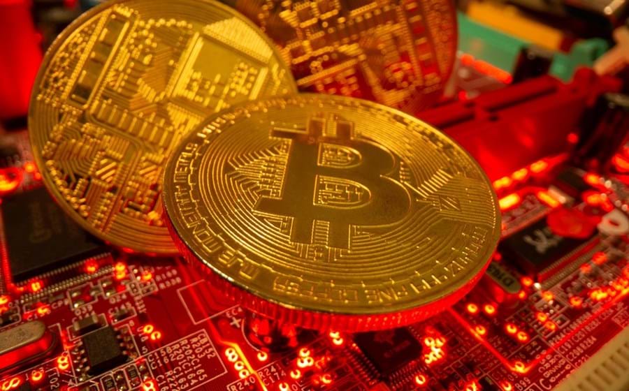 As criptomoedas estão a viver uma      montanha-russa, este ano, com a bitcoin a tocar em máximos históricos e a afundar, logo de seguida.