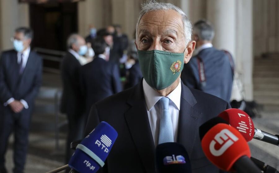 Marcelo Rebelo de Sousa máscara
