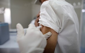 Covid-19: Mais de metade da população com vacinação completa 
